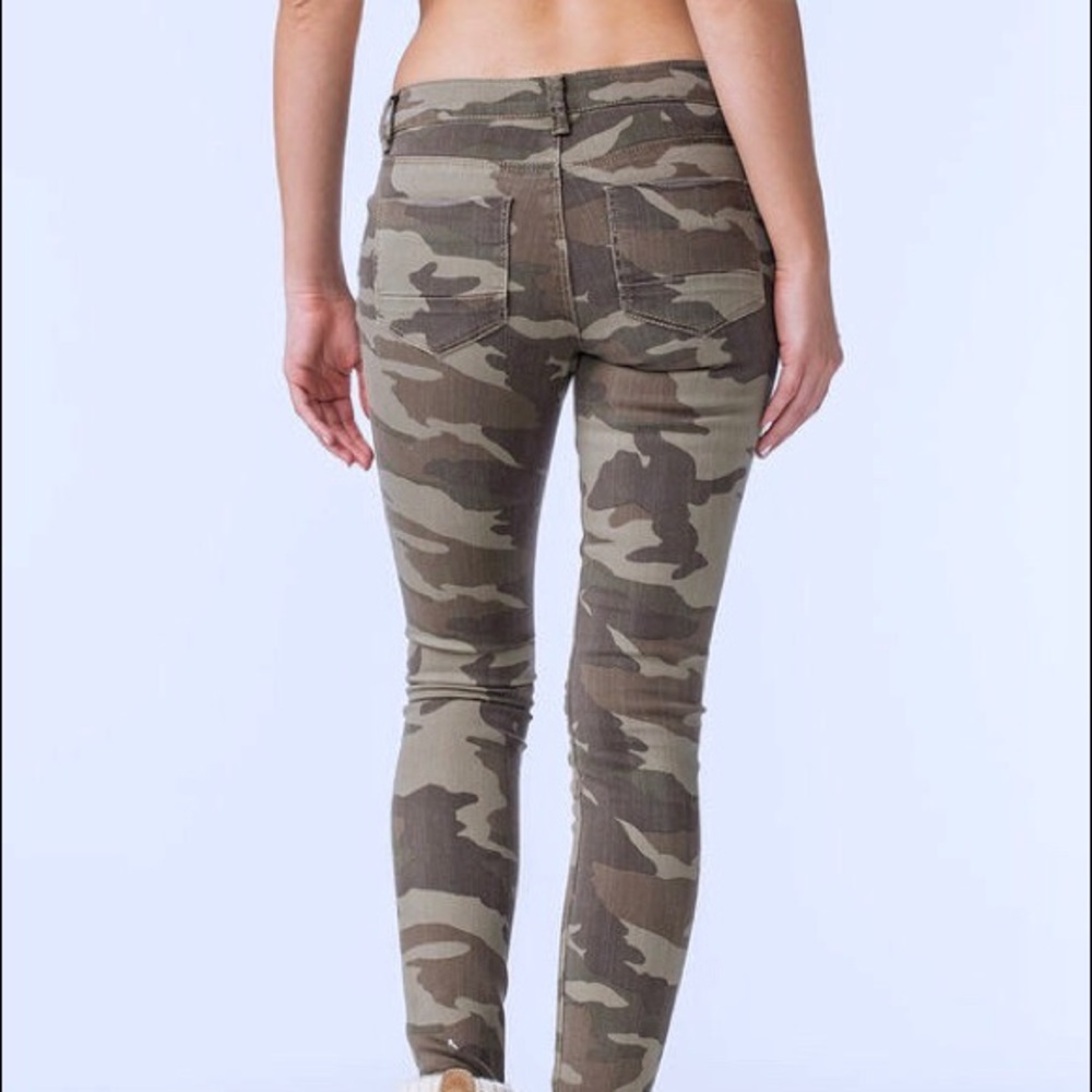 Camo Skinny Jeans